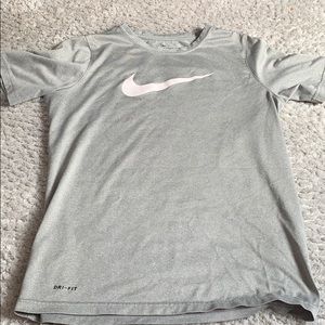 Nike dri fit t shirt